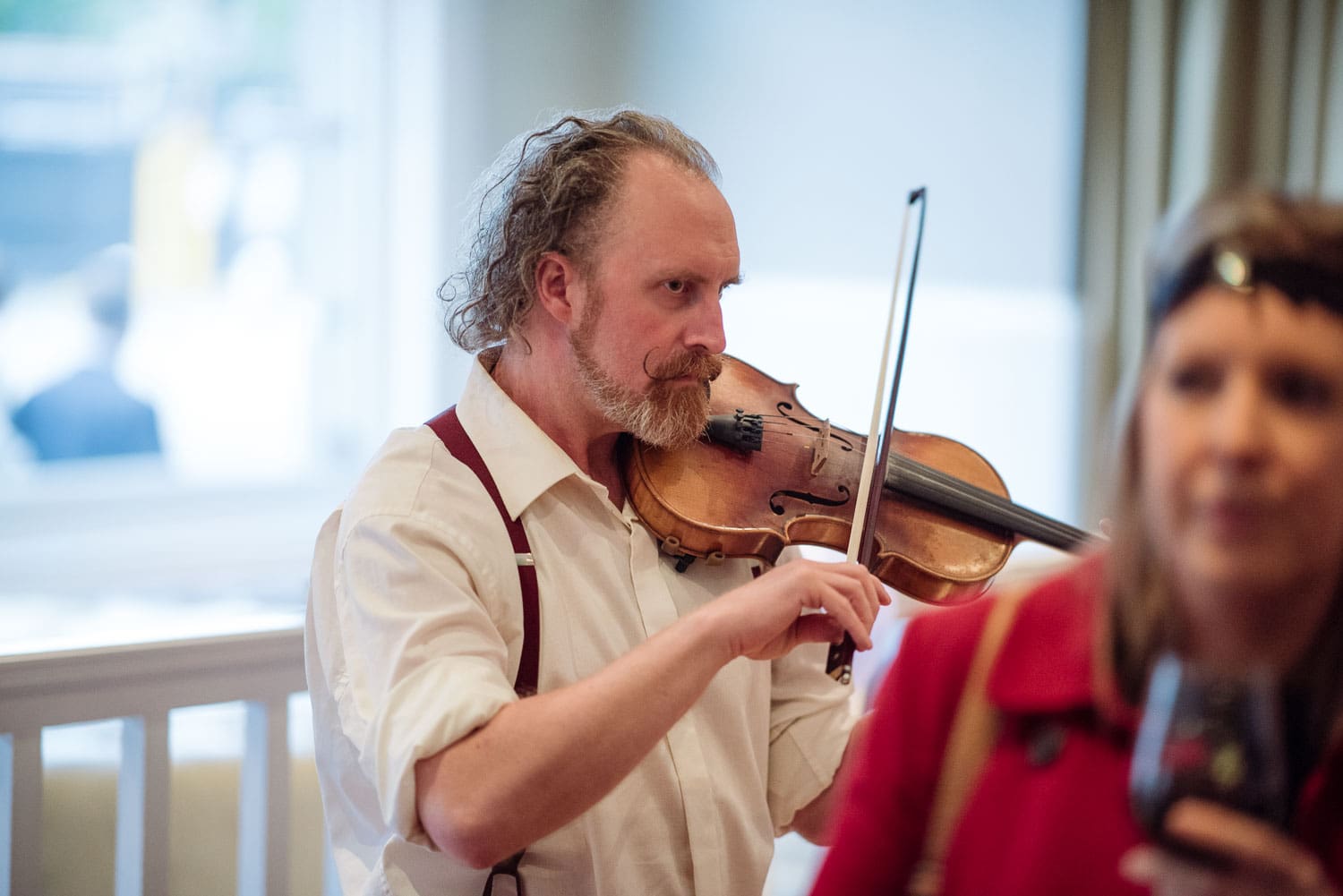 Fiddle player at the Hotel Windsor