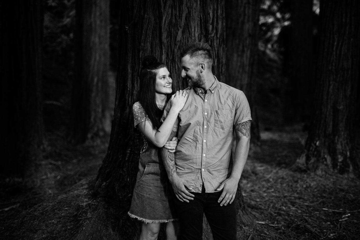 Couple in love in the Redwoods near the great ocean road