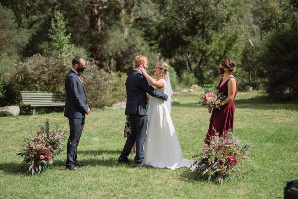 Halls Gap Gardens wedding ceremony