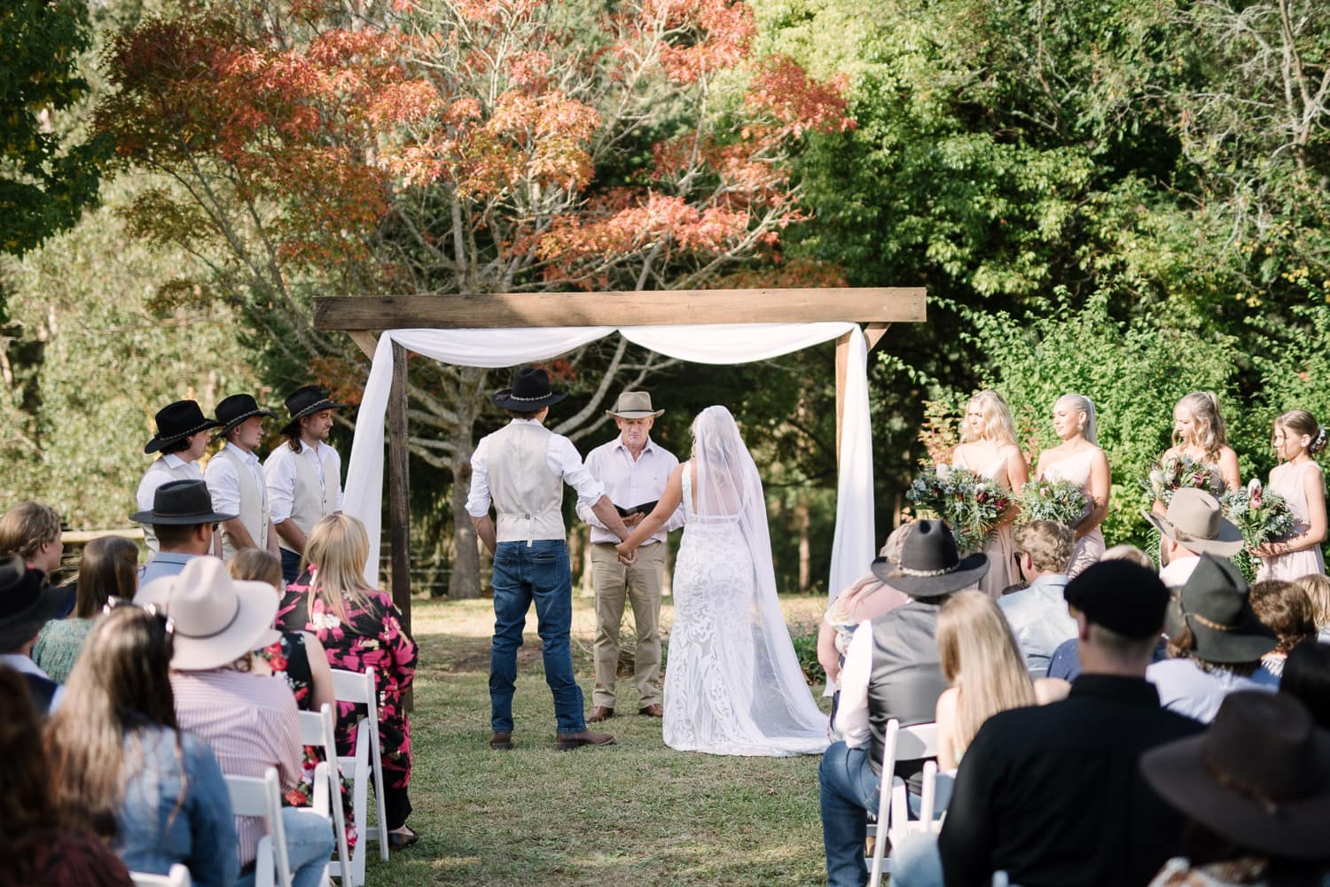 Autumn colours for wedding ceremony