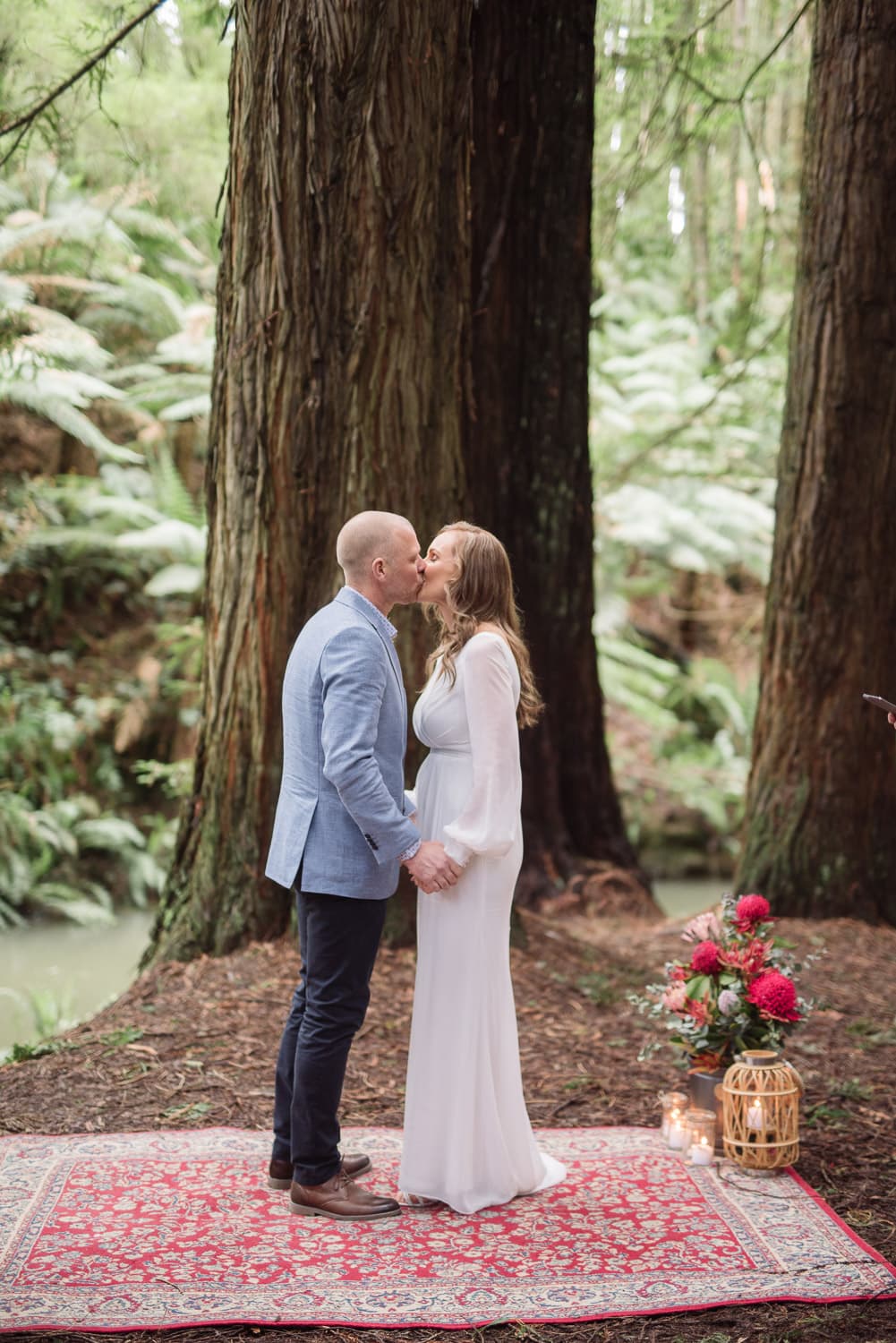 Redwoods wedding first kiss