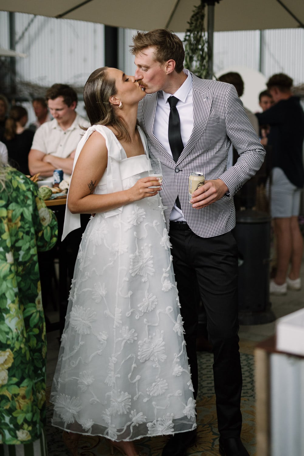 Couple kissing at Keayang Maar Winery in Victoria