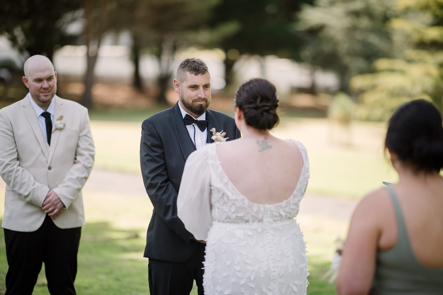 Bride and Groom in Warrnambool botanic gardens